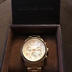 EUC Michael Kors Gold watch
